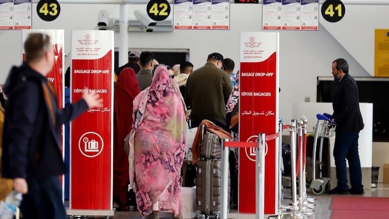 مكتب الصرف يستفسر المسافرين المغاربة عن نفقاتهم بالخارج